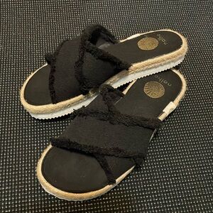 Nalho Black Espadrille Style Sandals